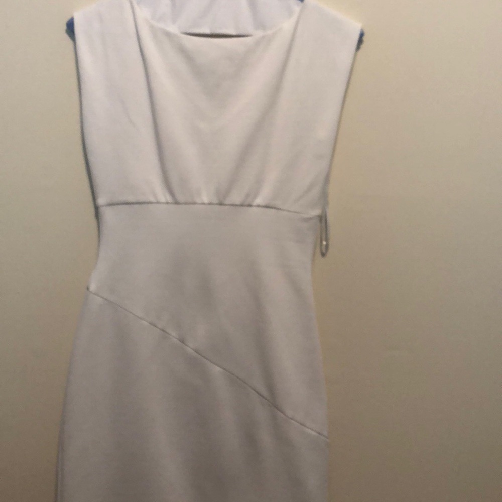 White sleeveless v neck dress